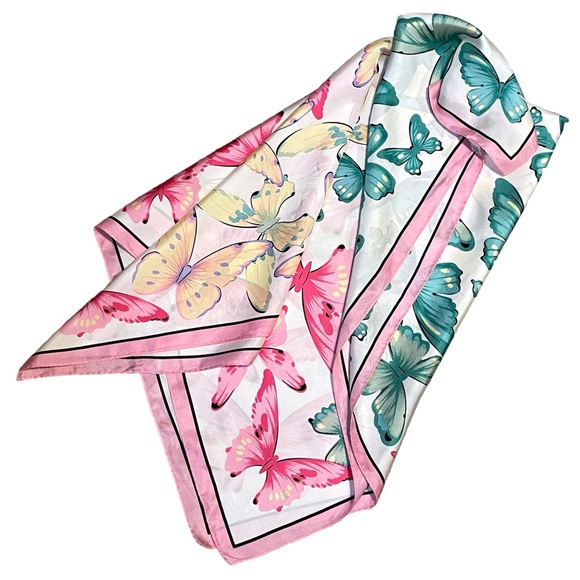 100% Silk Butterfly Scarf Casual Corner Approximately 34” x 34” Square - Picture 2 of 12